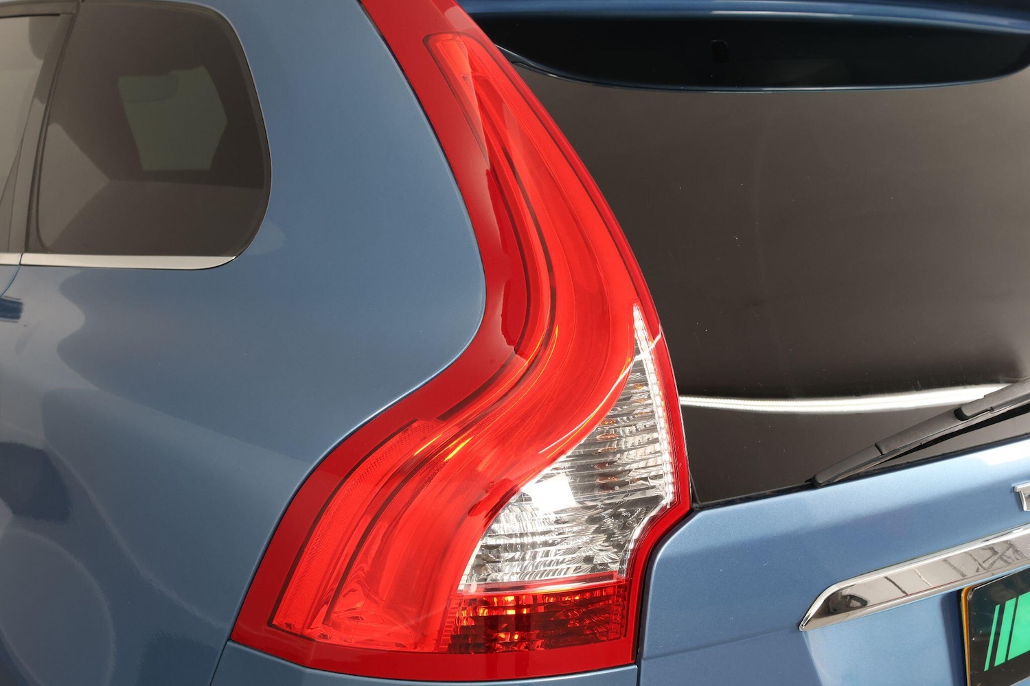 Used Volvo XC60 2015 for sale - 77120522: Photo 52