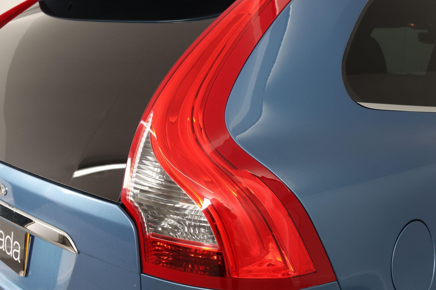 Used Volvo XC60 2015 for sale - 77120522: Photo 54