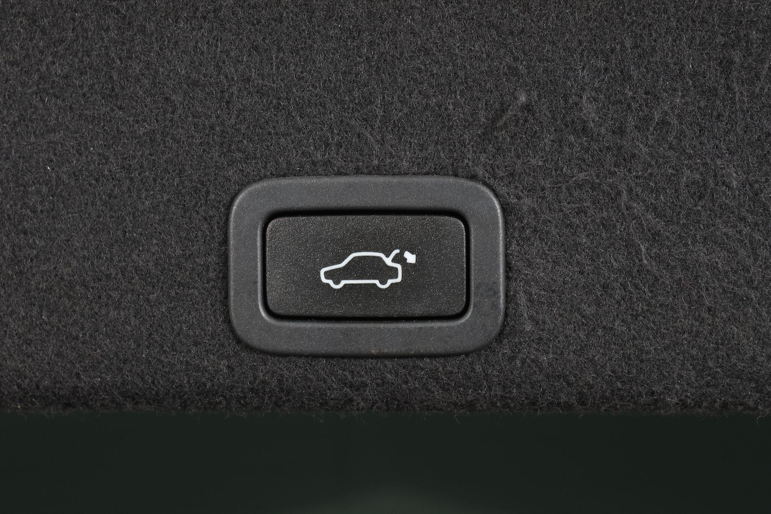 Used Volvo XC60 2015 for sale - 77120522: Photo 55