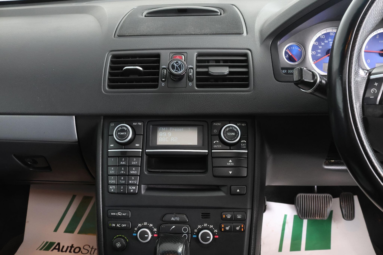 Used Volvo XC90 2012 for sale - 76991990: Photo 31