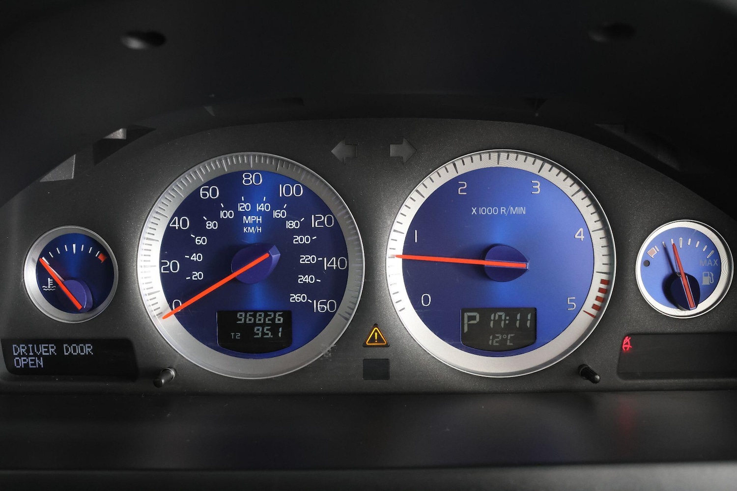 Used Volvo XC90 2012 for sale - 76991990: Photo 39