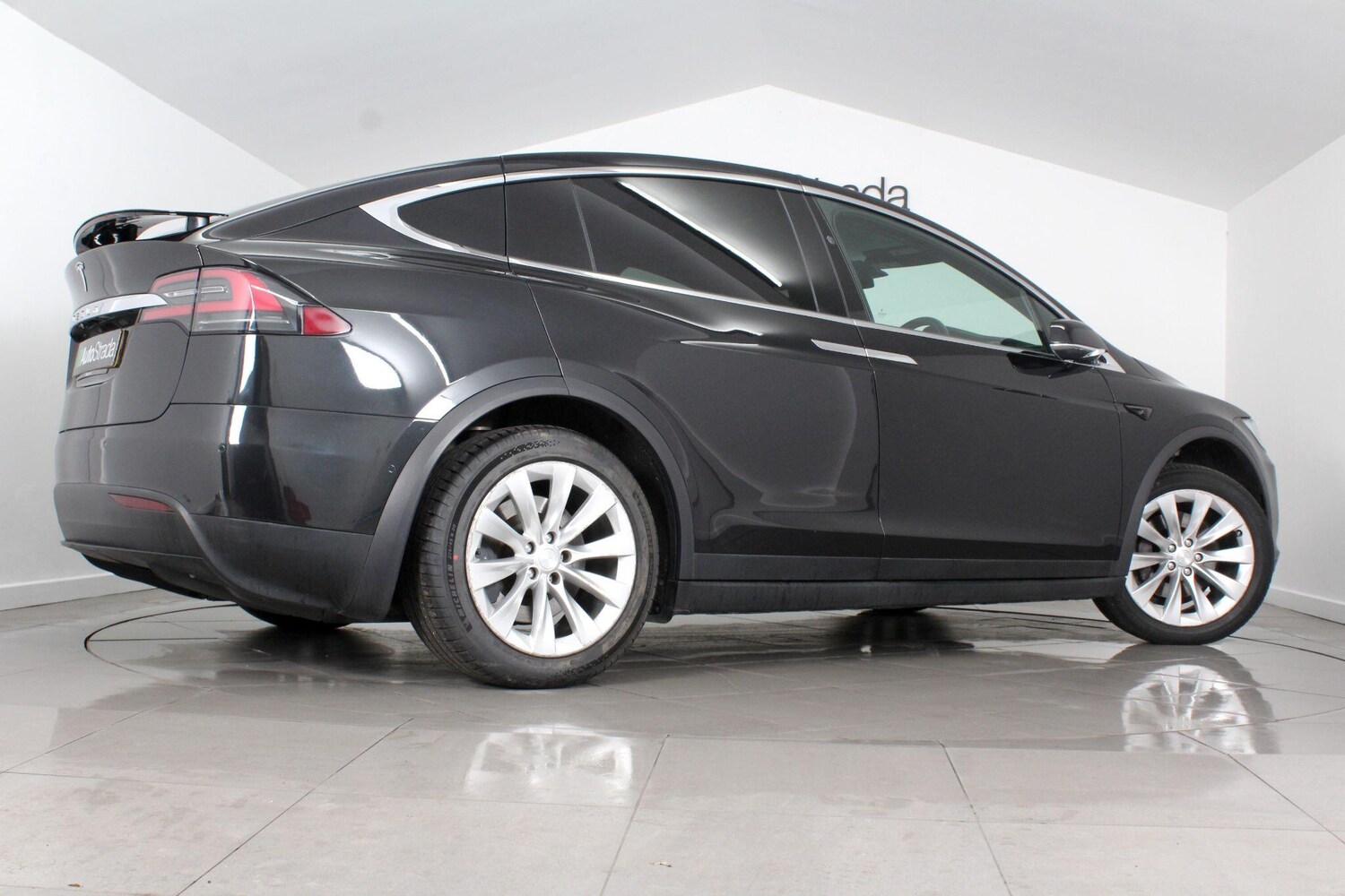 Used Tesla Model X 2018 for sale - 76991916: Photo 14