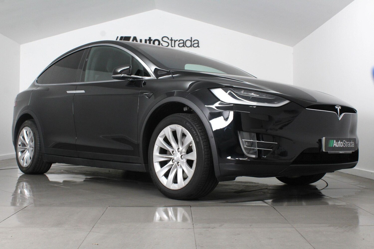 Used Tesla Model X 2018 for sale - 76991916: Photo 15