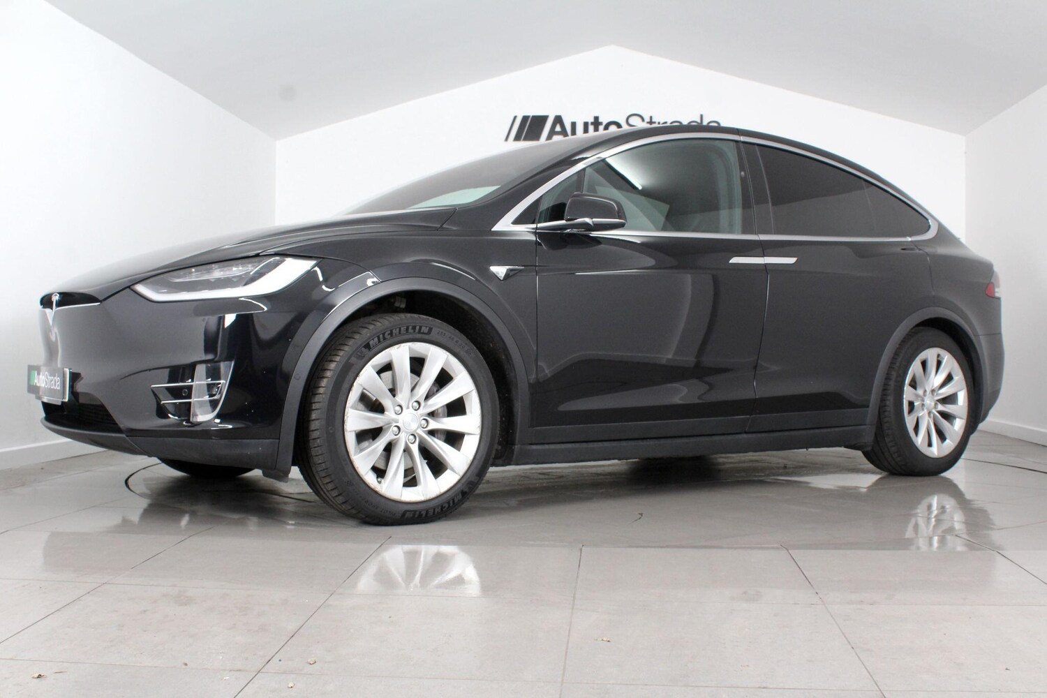 Used Tesla Model X 2018 for sale - 76991916: Photo 19