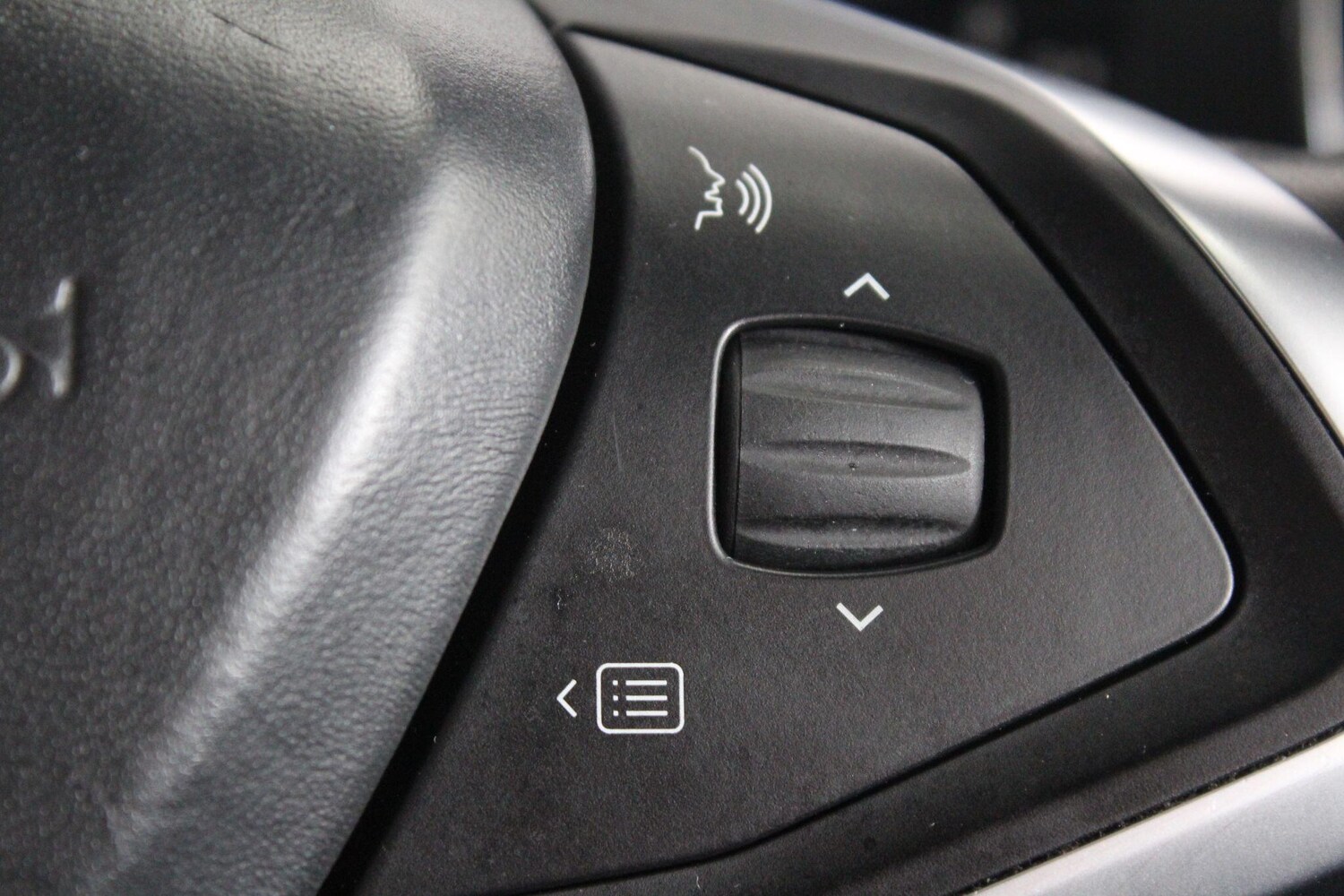 Used Tesla Model X 2018 for sale - 76991916: Photo 30