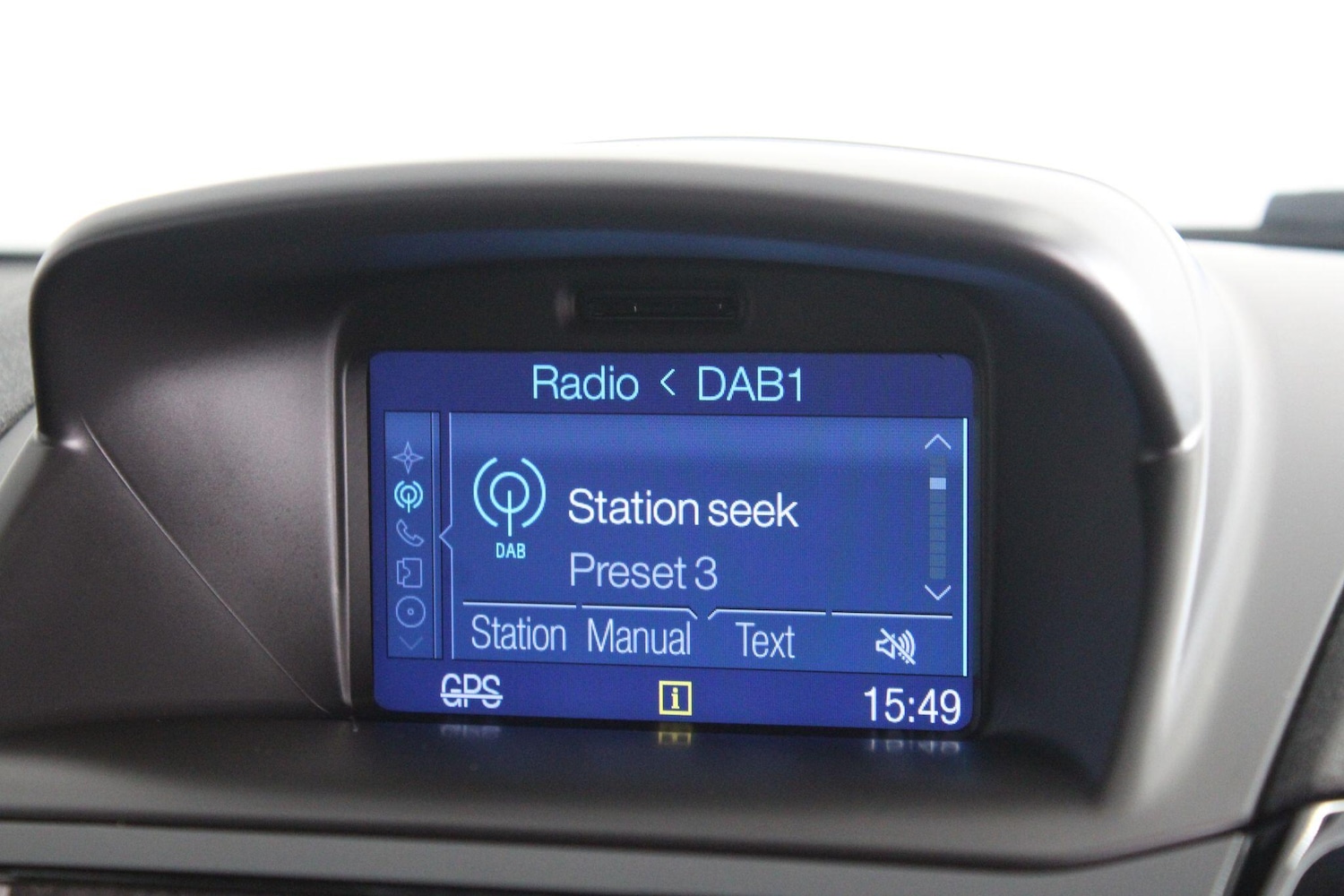 Used Ford Fiesta 2016 for sale - 76992682: Photo 31