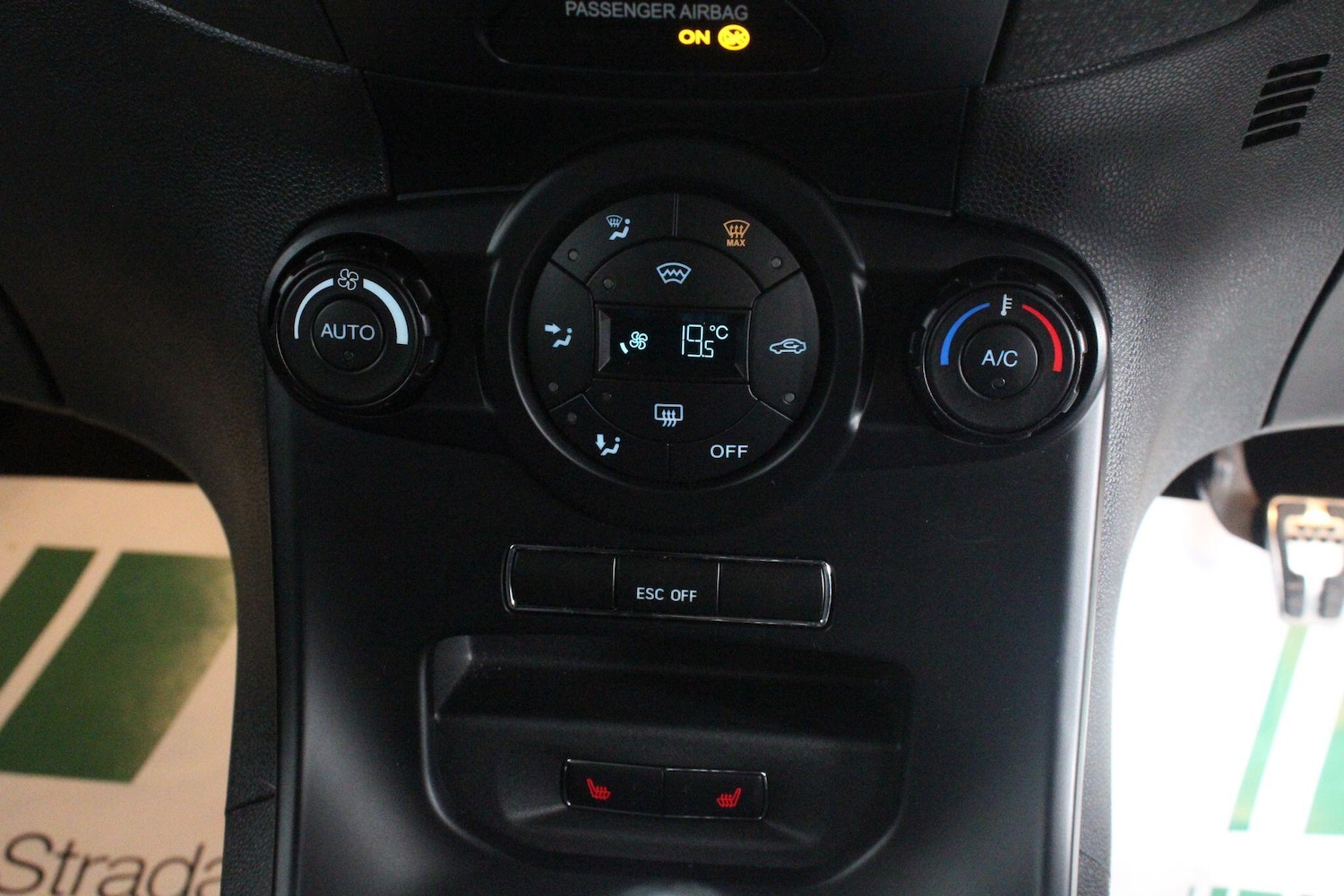 Used Ford Fiesta 2016 for sale - 76992682: Photo 37