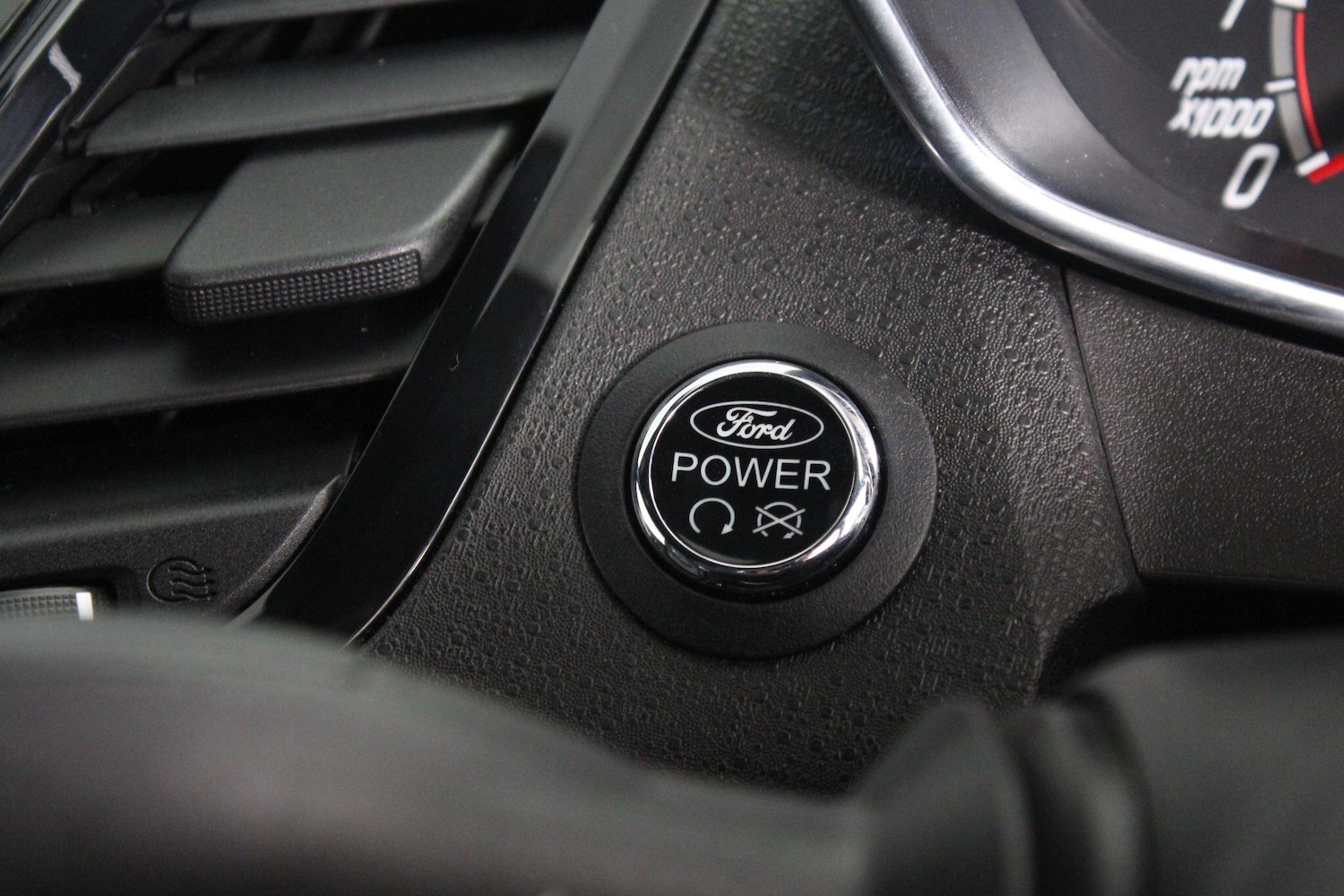 Used Ford Fiesta 2016 for sale - 76992682: Photo 41