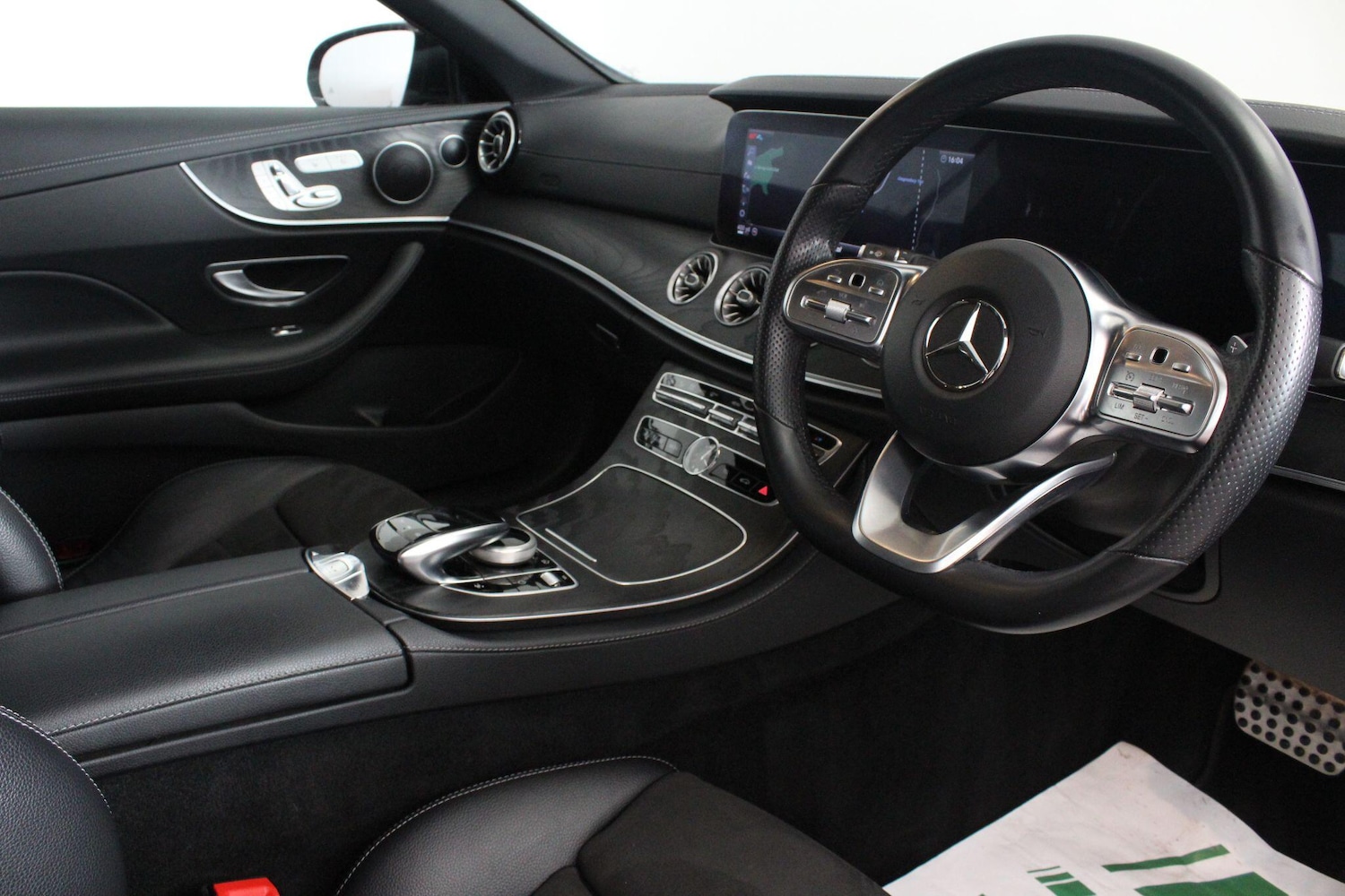 Used Mercedes-Benz E Class for sale - 76996155: Photo 3