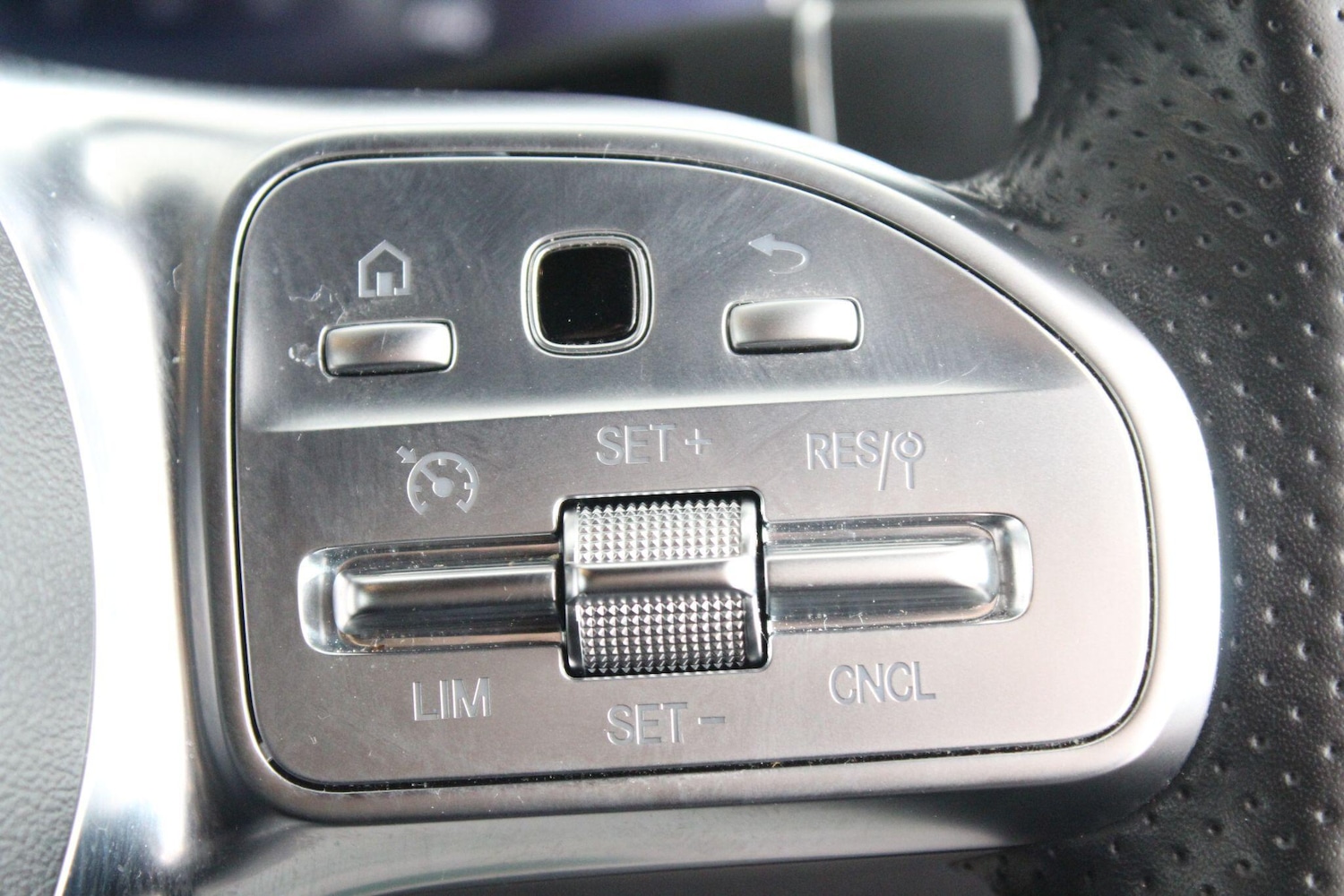 Used Mercedes-Benz E Class for sale - 76996155: Photo 40