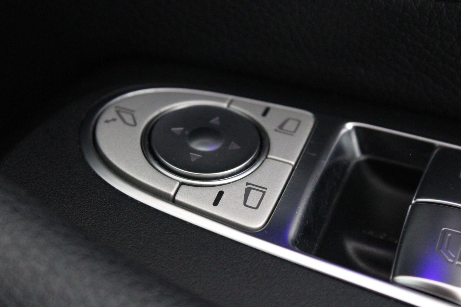 Used Mercedes-Benz E Class for sale - 76996155: Photo 64