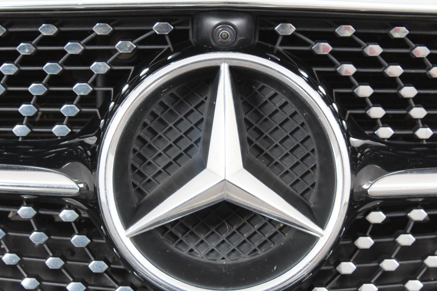 Used Mercedes-Benz E Class for sale - 76996155: Photo 83