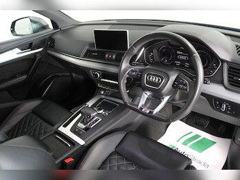 Used Audi Q5 2019 for sale - 76997631: Photo