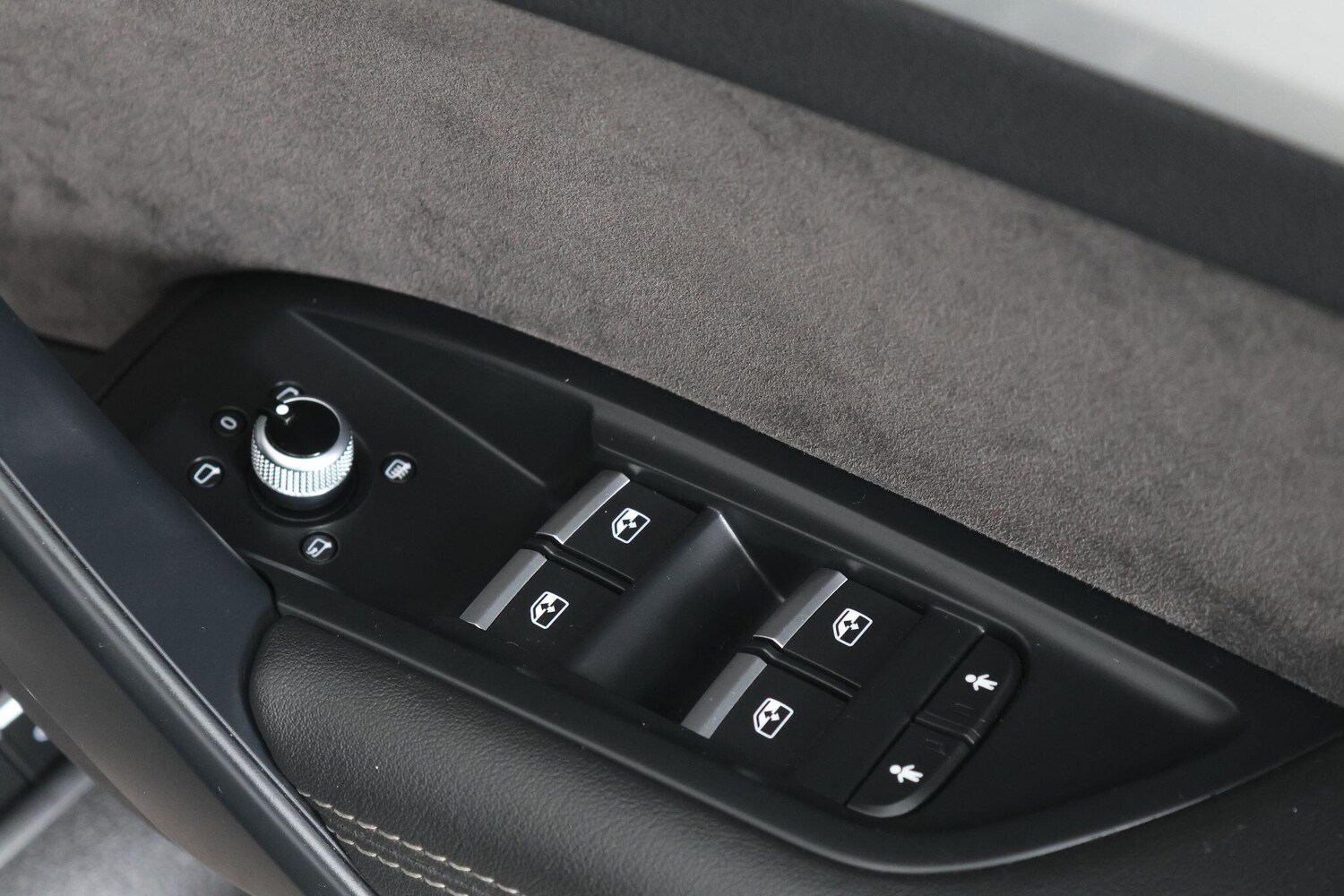 Used Audi Q5 for sale - 76997631: Photo 45