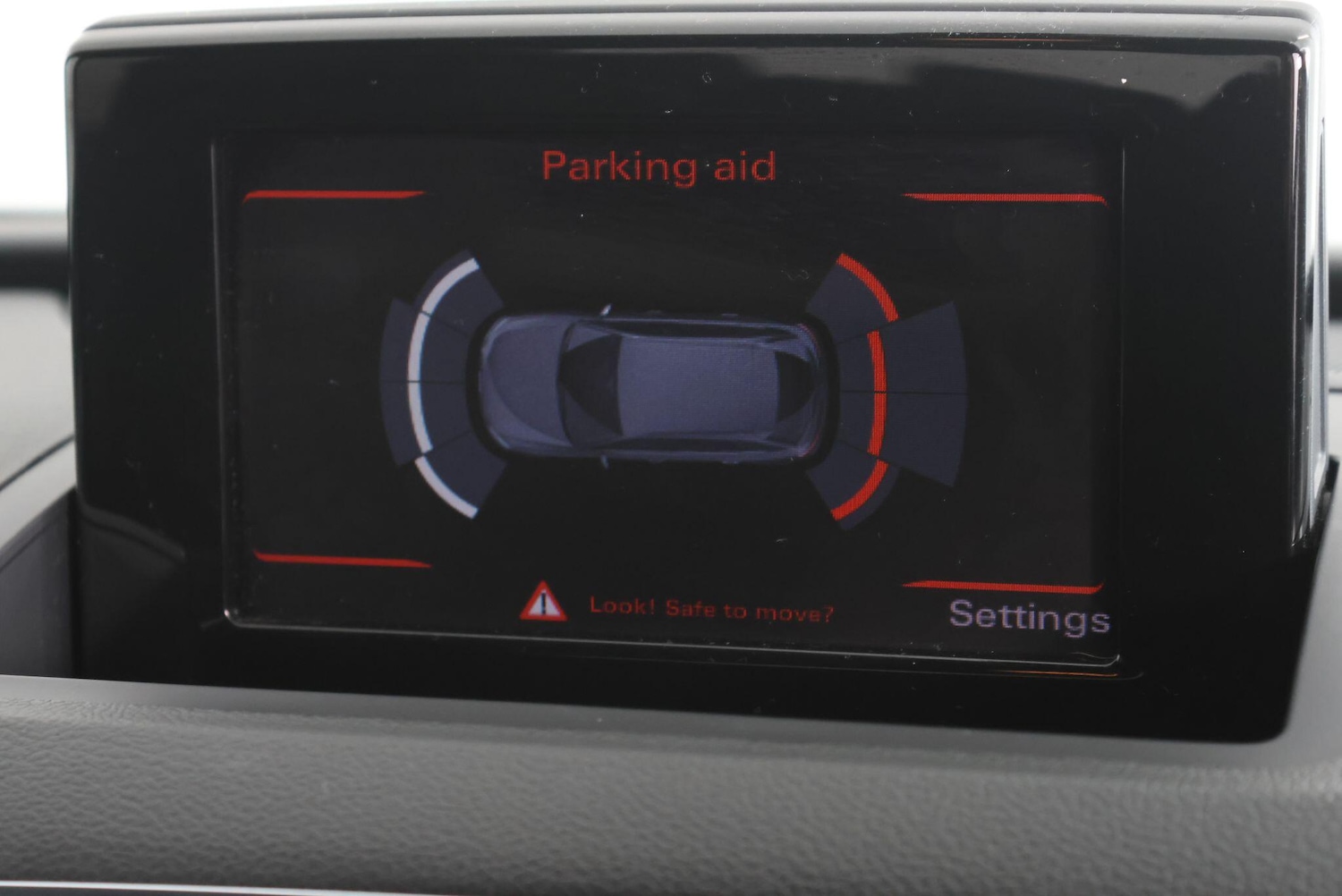 Used Audi Q3 for sale - 77598178: Photo 46