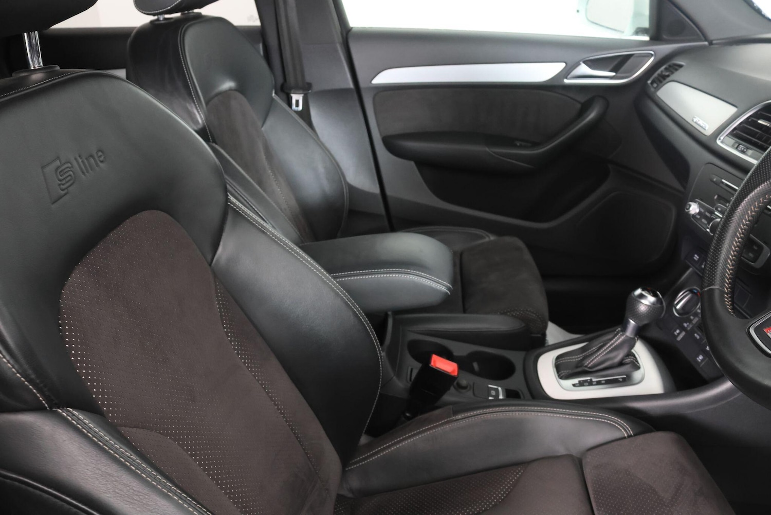 Used Audi Q3 for sale - 77598178: Photo 59