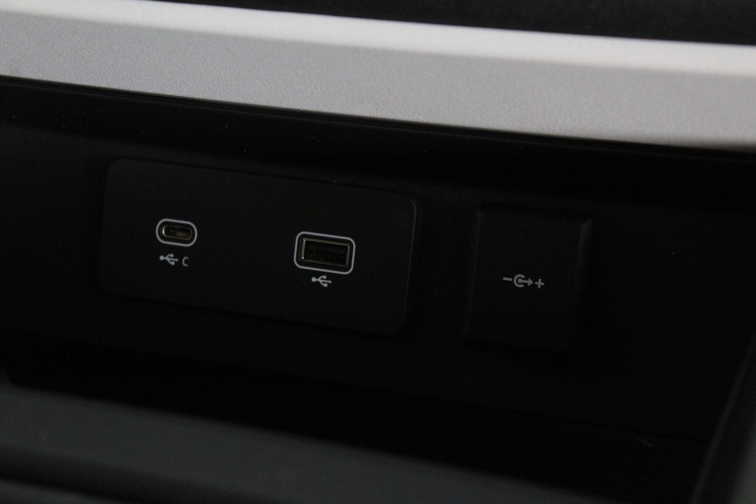 Used Land Rover Defender 110 for sale - 77330421: Photo 29