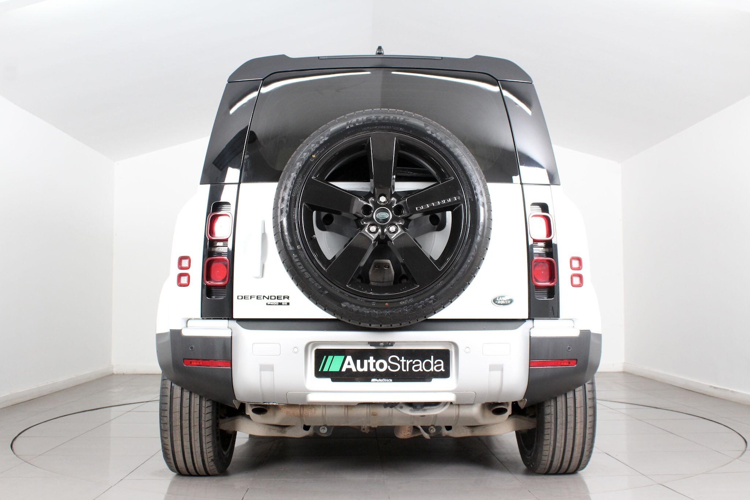 Used Land Rover Defender 110 for sale - 77330421: Photo 9