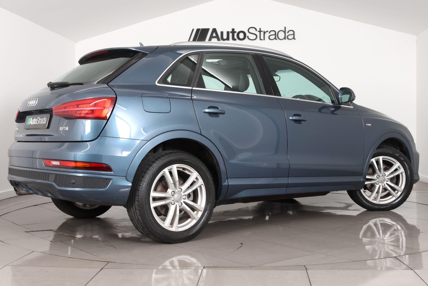 Used Audi Q3 2017 for sale - 77645871: Photo 12
