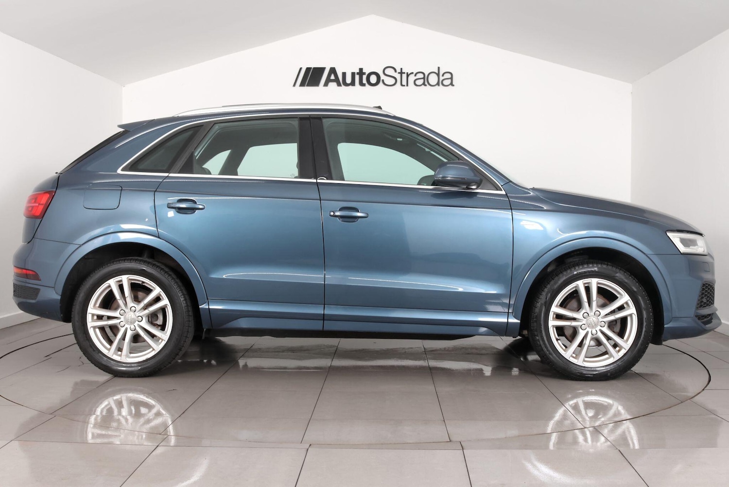 Used Audi Q3 2017 for sale - 77645871: Photo 6