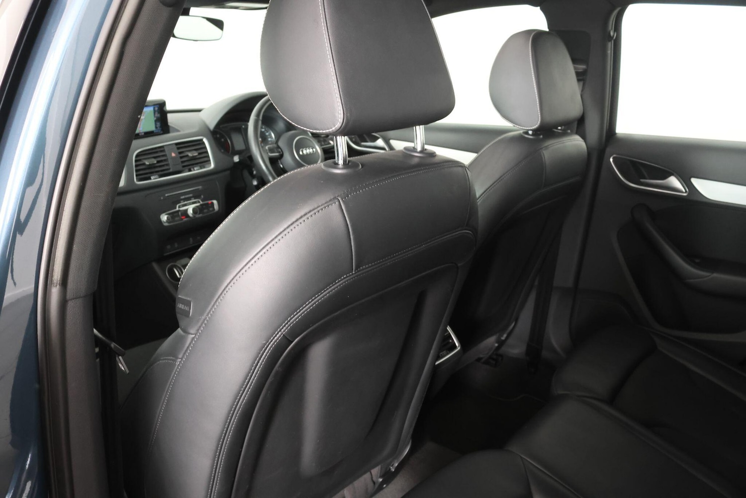 Used Audi Q3 2017 for sale - 77645871: Photo 65