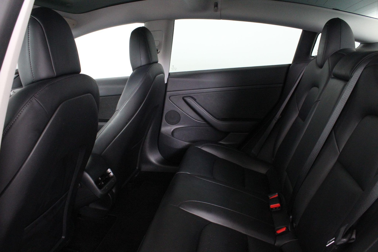 Used Tesla Model 3 2021 for sale - 76991049: Photo 49