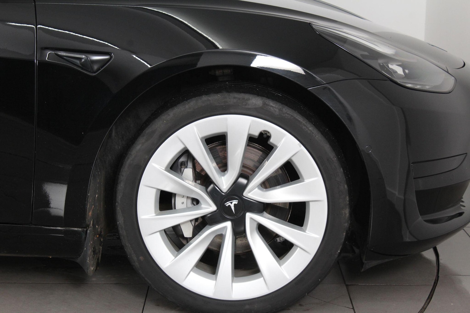 Used Tesla Model 3 2021 for sale - 76991049: Photo 69