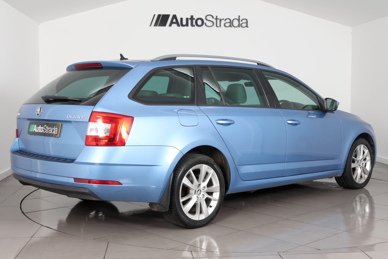 Used Skoda Octavia 2017 for sale - 77737272: Photo 17