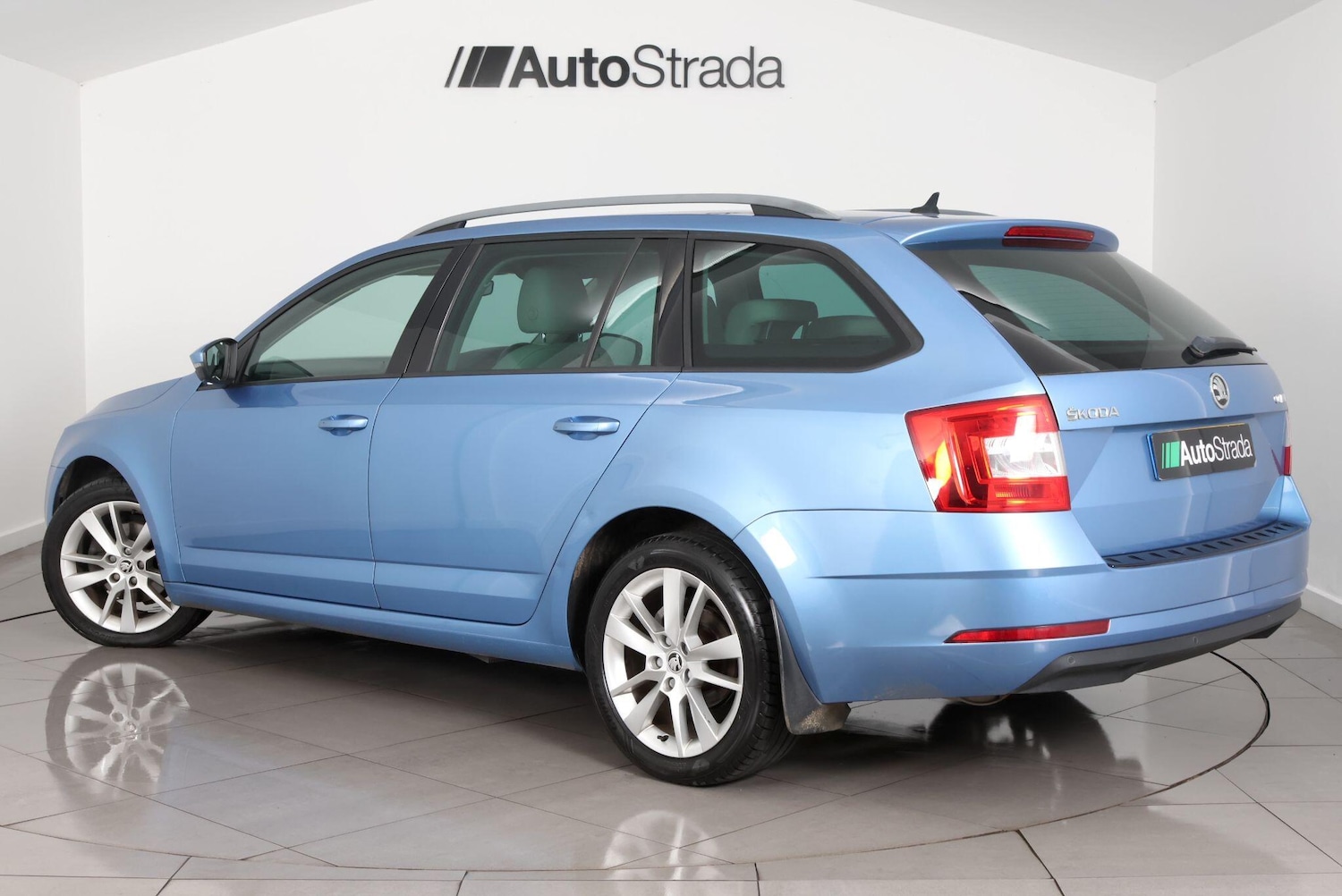 Used Skoda Octavia 2017 for sale - 77737272: Photo 9