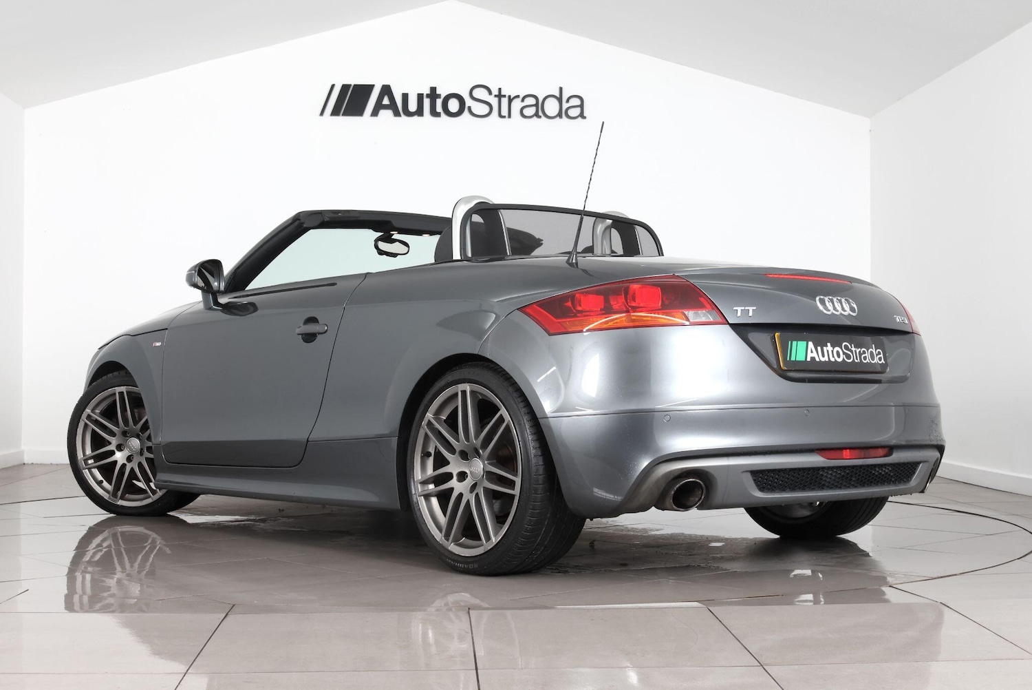 Used Audi TT 2013 for sale - 77358470: Photo 10