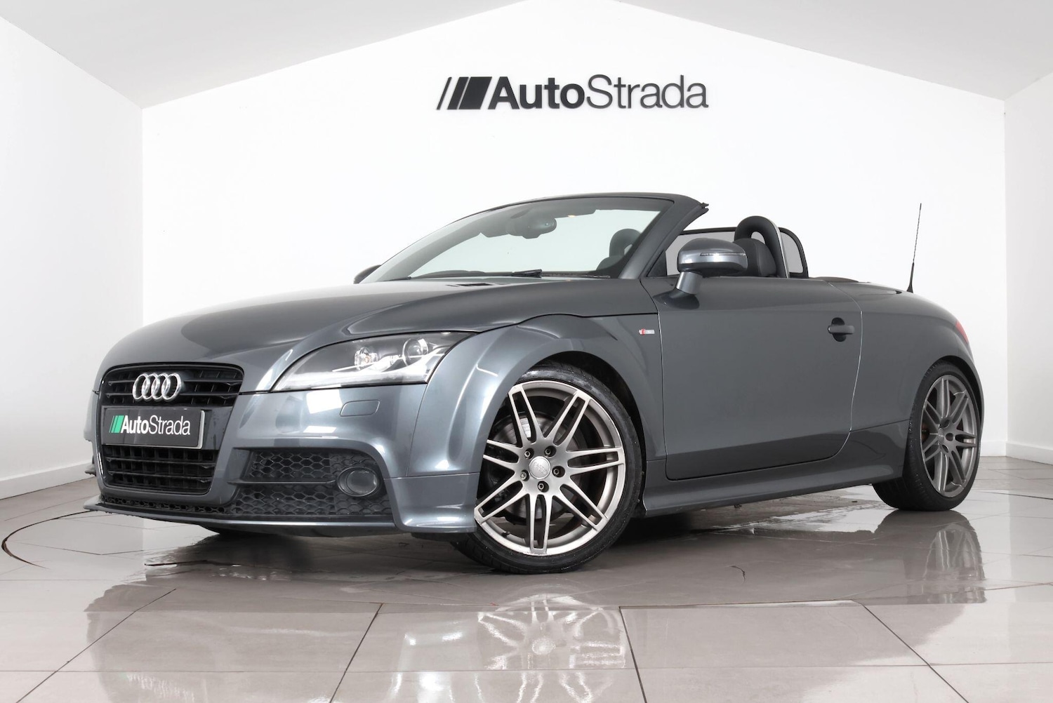 Used Audi TT 2013 for sale - 77358470: Photo 6