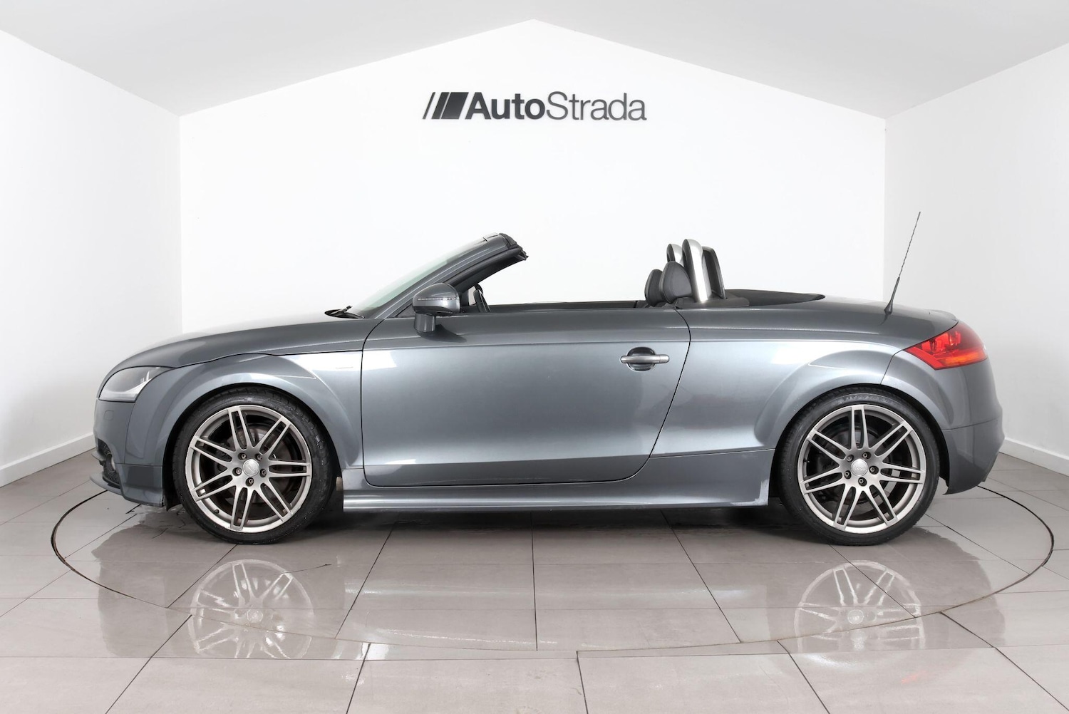 Used Audi TT 2013 for sale - 77358470: Photo 9
