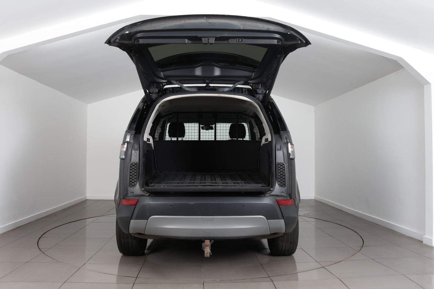 Used Land Rover Discovery 2019 for sale - 77021320: Photo 18