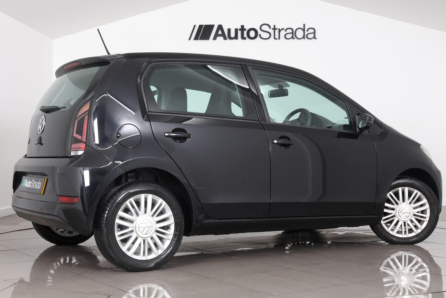 Used Volkswagen up! 2019 for sale - 77425904: Photo 14