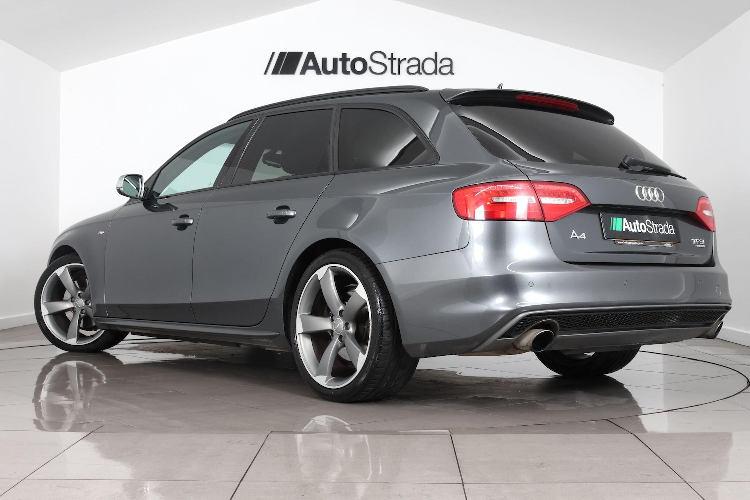 Used Audi A4 2014 for sale - 77202968: Photo 10