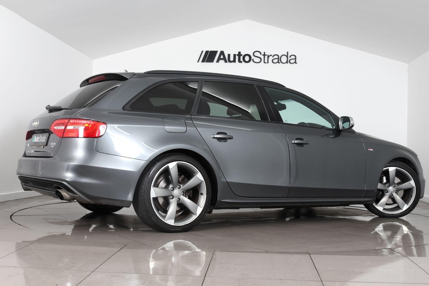 Used Audi A4 2014 for sale - 77202968: Photo 14