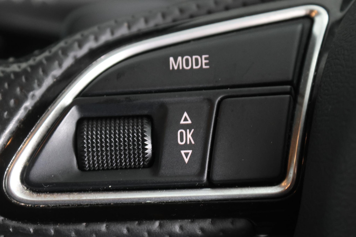 Used Audi A4 2014 for sale - 77202968: Photo 29