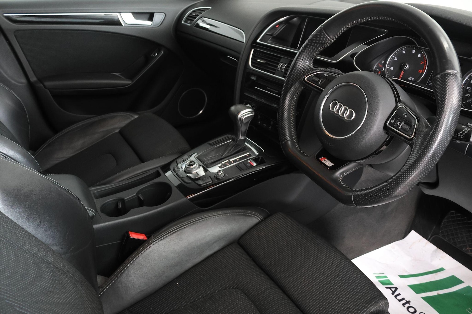 Used Audi A4 2014 for sale - 77202968: Photo 3