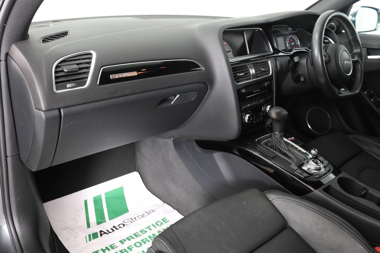 Used Audi A4 2014 for sale - 77202968: Photo 55