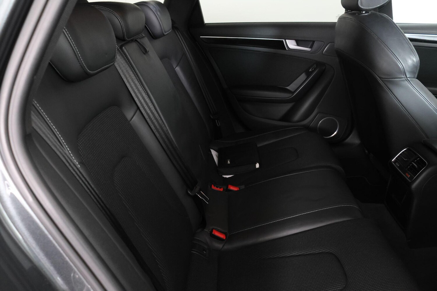 Used Audi A4 2014 for sale - 77202968: Photo 66