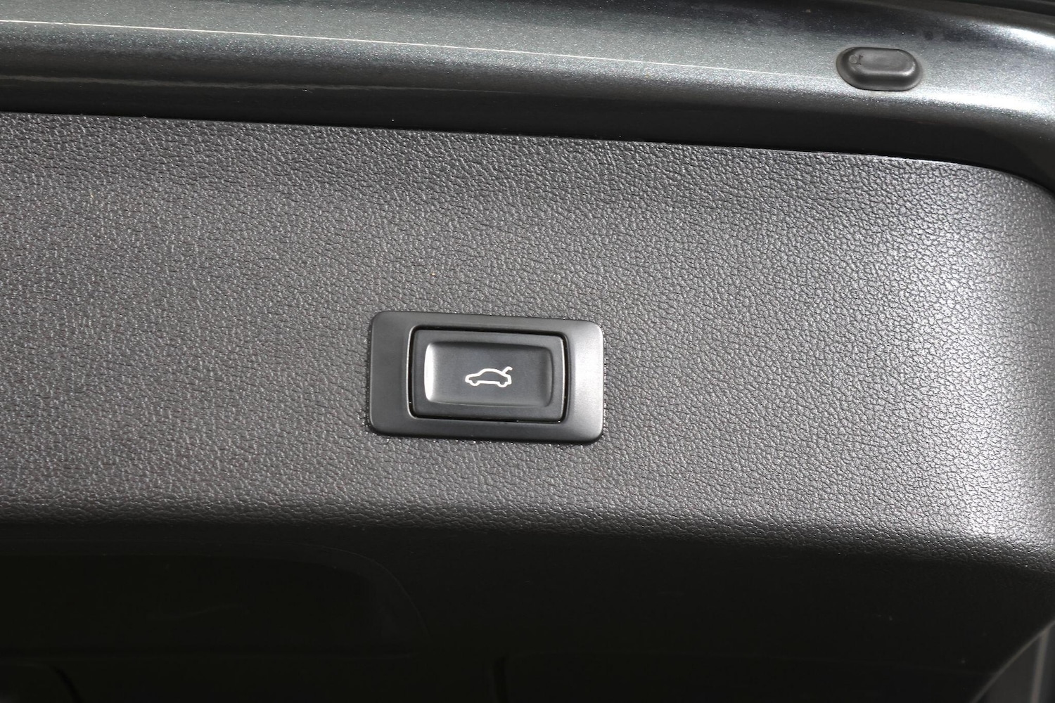 Used Audi A4 2014 for sale - 77202968: Photo 85