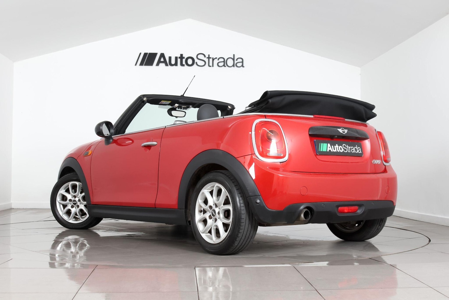 Used MINI Convertible 2016 for sale - 77768231: Photo 12