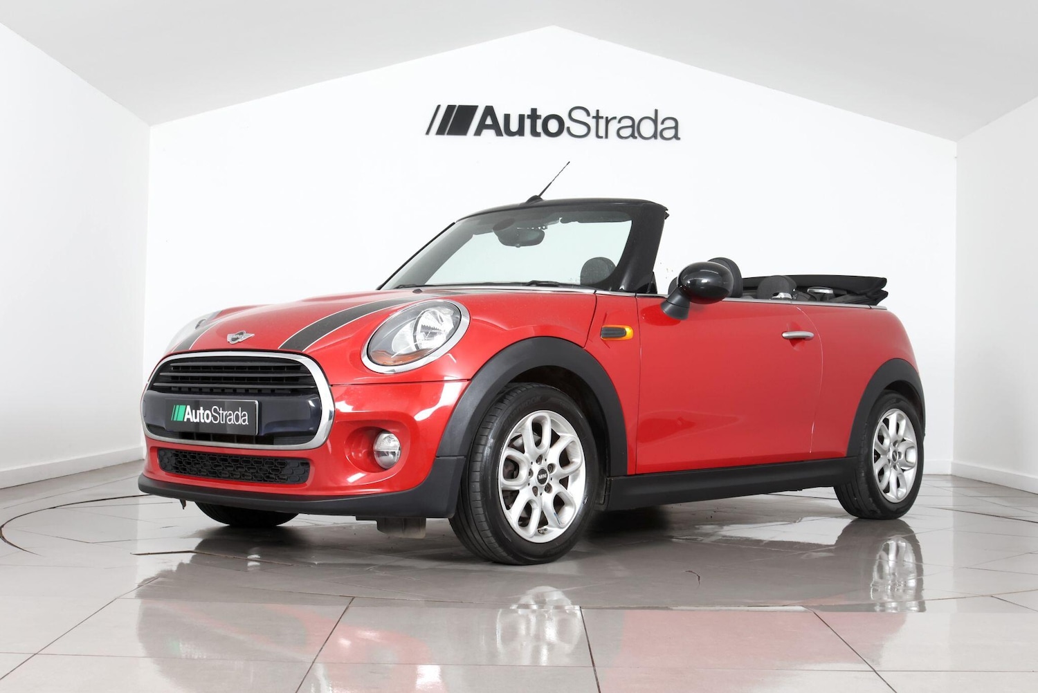Used MINI Convertible 2016 for sale - 77768231: Photo 17