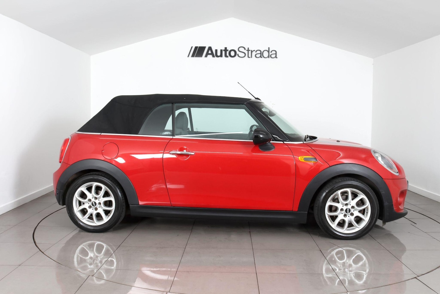 Used MINI Convertible 2016 for sale - 77768231: Photo 23