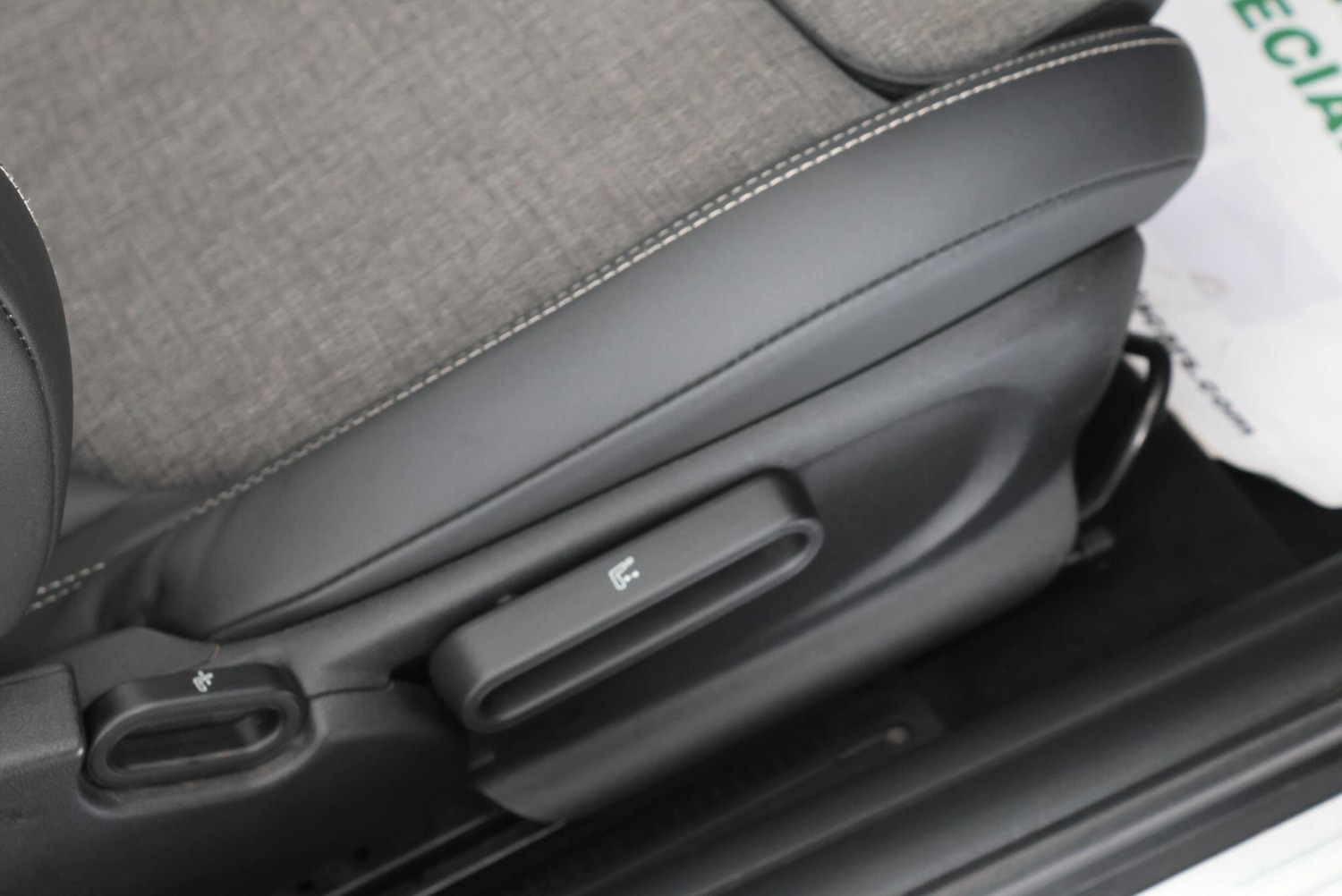 Used MINI Convertible 2016 for sale - 77768231: Photo 35