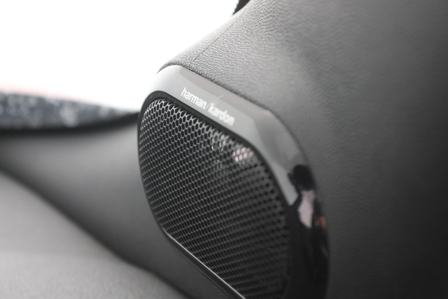 Used MINI Convertible 2016 for sale - 77768231: Photo 37