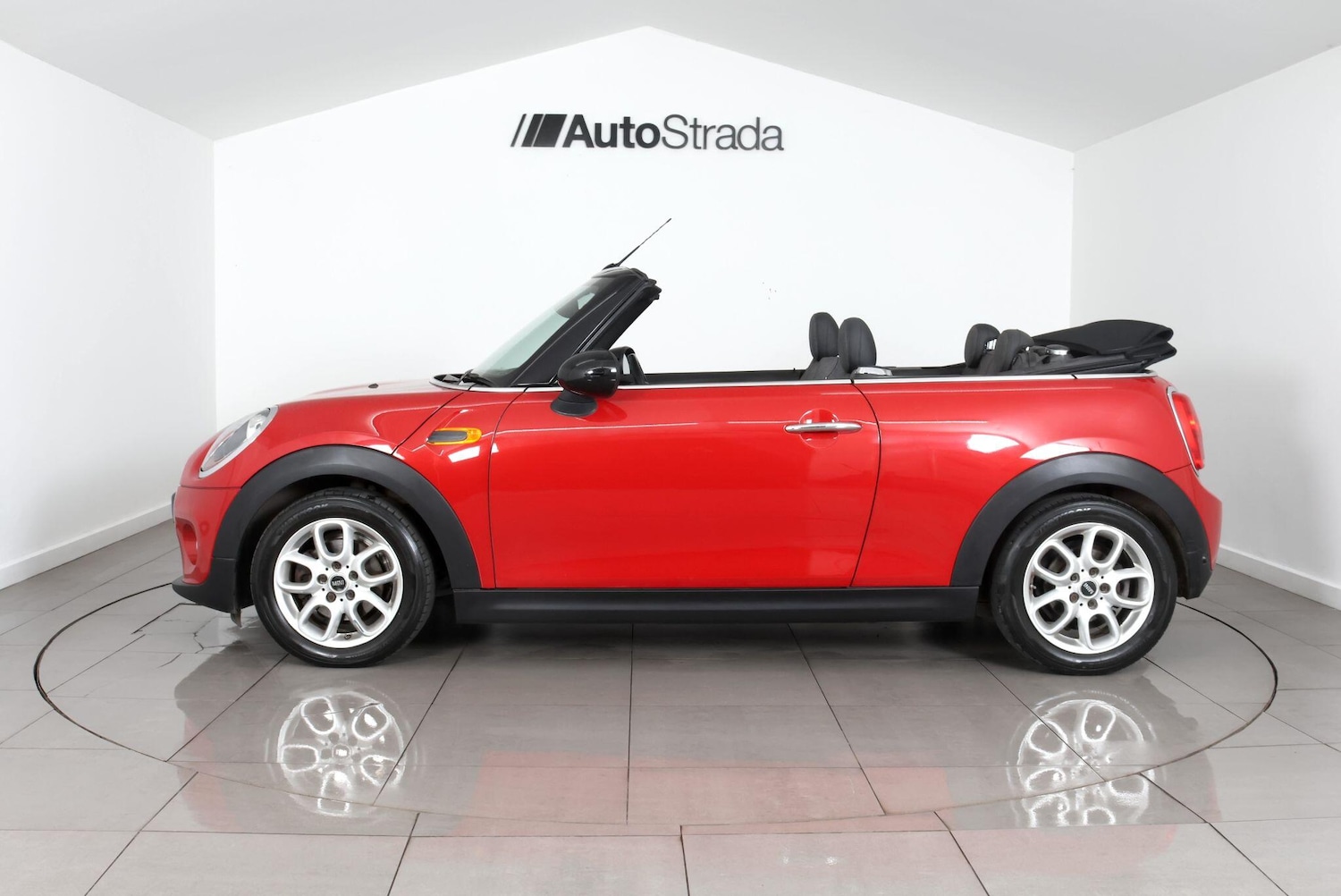Used MINI Convertible 2016 for sale - 77768231: Photo 7