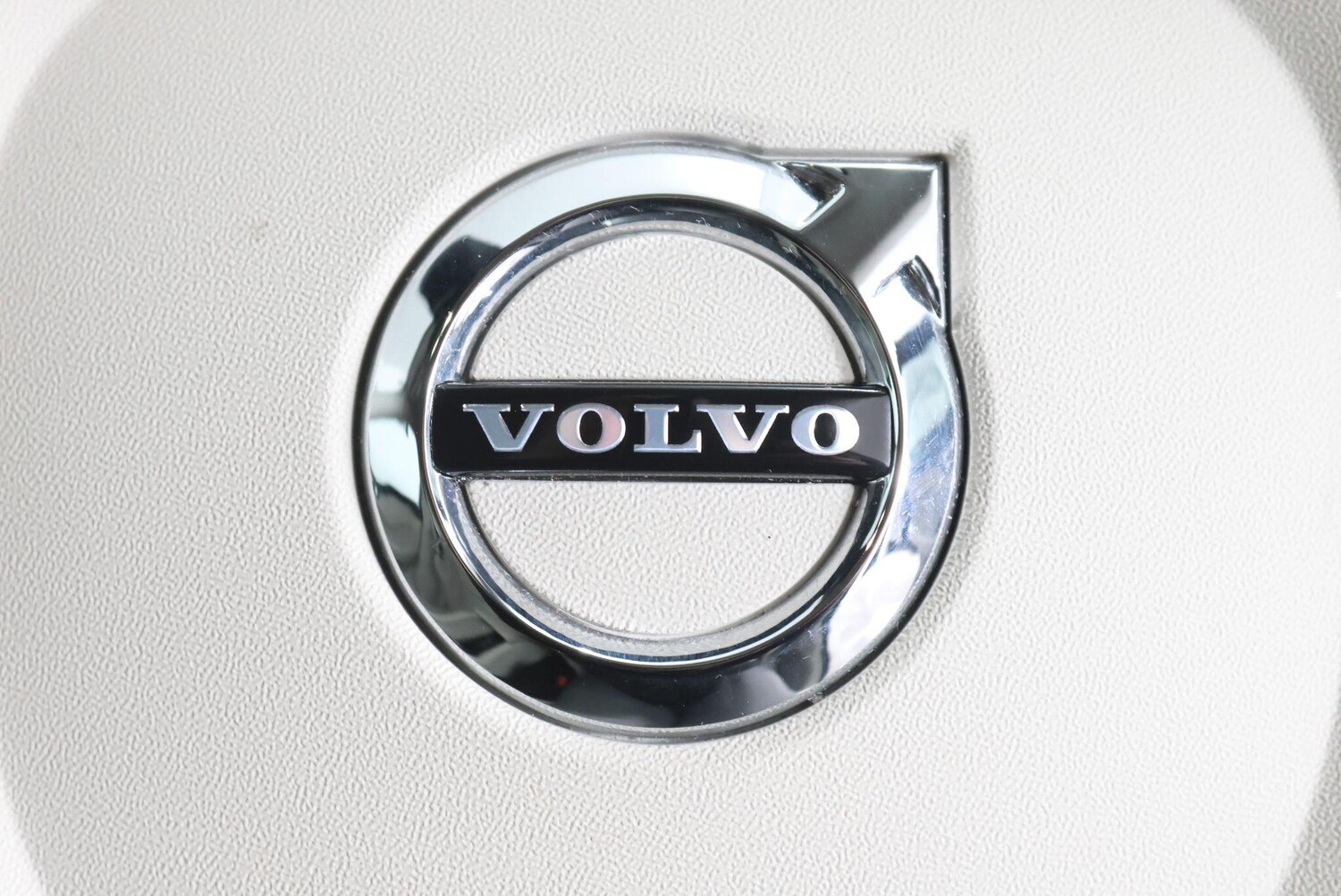Used Volvo XC60 2023 for sale - 77705054: Photo 25