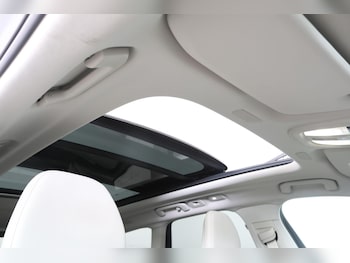 Used Volvo XC60 2023 for sale - 77705054: Photo