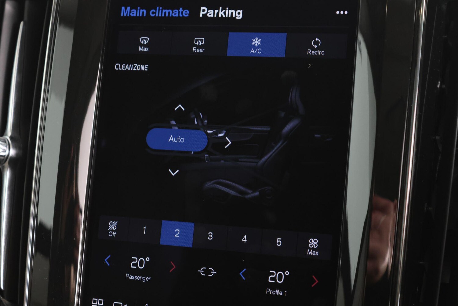 Used Volvo XC60 2023 for sale - 77705054: Photo 34